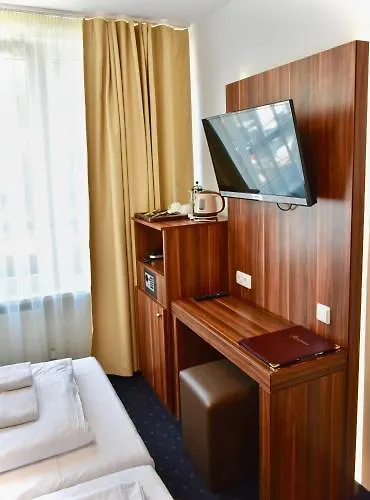 Aparthotel-Christie Berlin 3*,